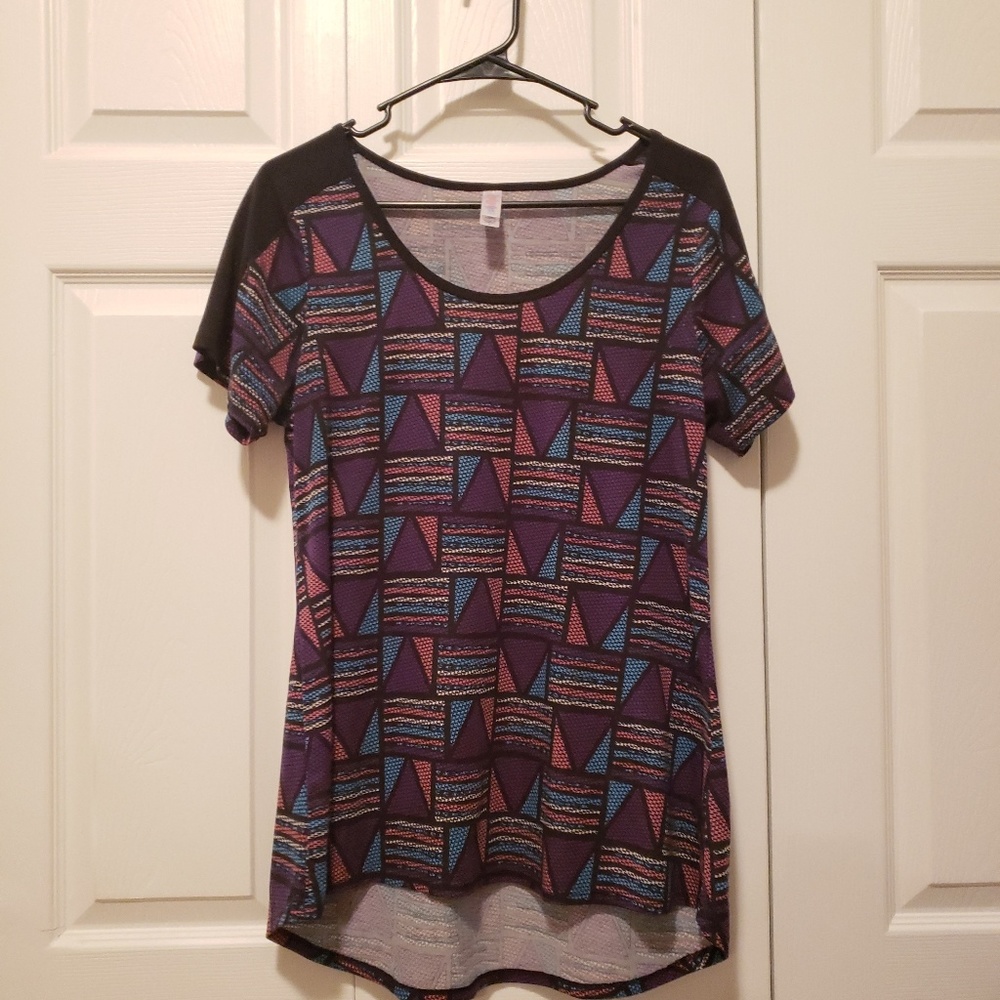 Lularoe Perfect T size Small Geometric